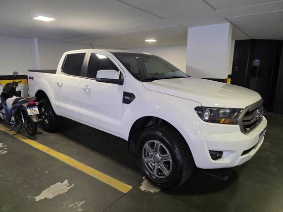 FORD RANGER 2.2 XLS 4X4 CD 16V DIESEL 4P AUTOMÁTICO FORD RANGER 2.2 XLS 4X4 CD 16V DIESEL 4P AUTOMÁTICO